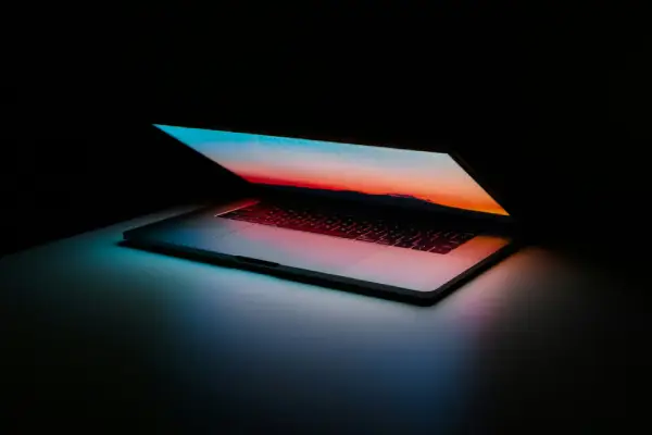 Digitalisierung in Pflegeeinrichtungen – weniger Overhead, mehr Zeit am Menschen